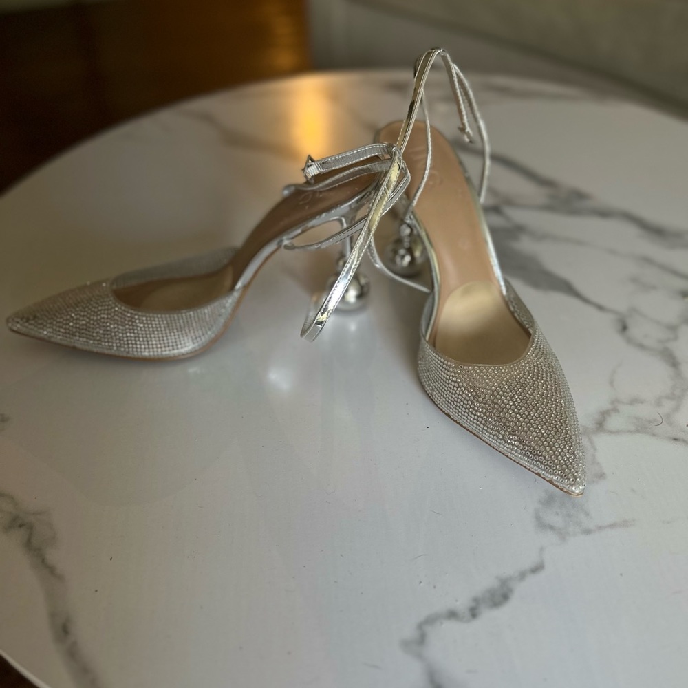 2 pc ankle strap silver bling pointed toe shoe